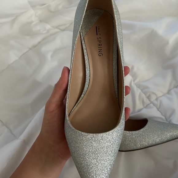 High heels - Picture 2 of 2